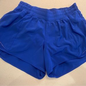 Lululemon Hotty Hot low rise shorts Sz 8 long